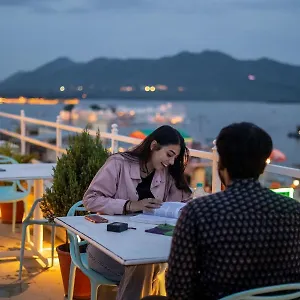 Citylights By Musafir Hostal