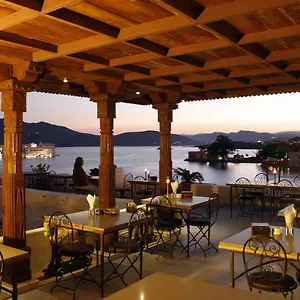 3* Hotel Kankarwa Haveli